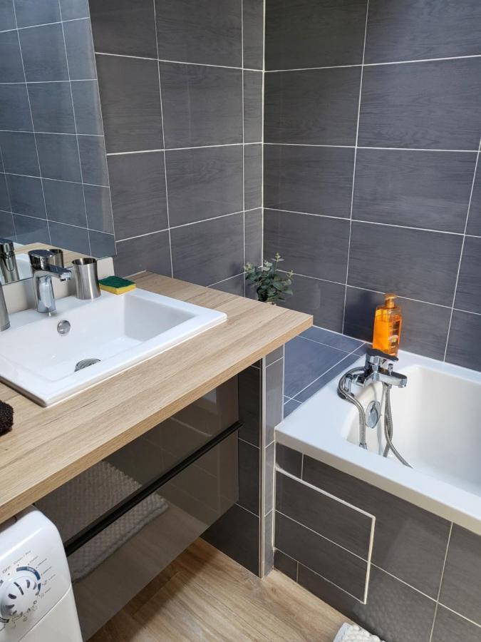 La Dolce Vita Nimoise Terrasse 100 M Des Arenes Nimes Ngoại thất bức ảnh